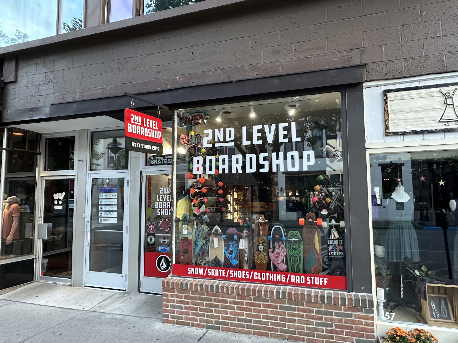 2nd Level Boardshop in Traverse City
