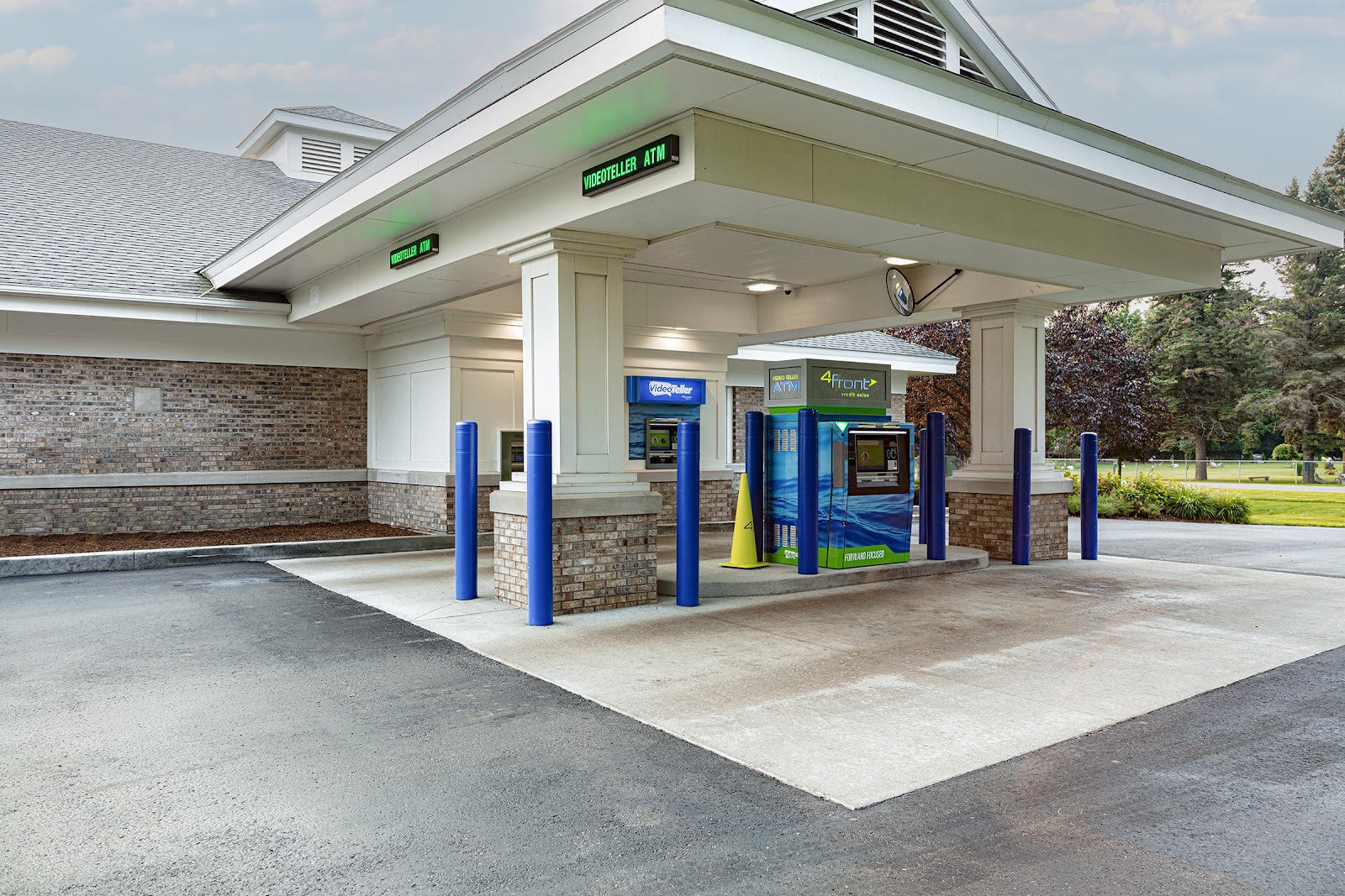 4Front Credit Union in Traverse City