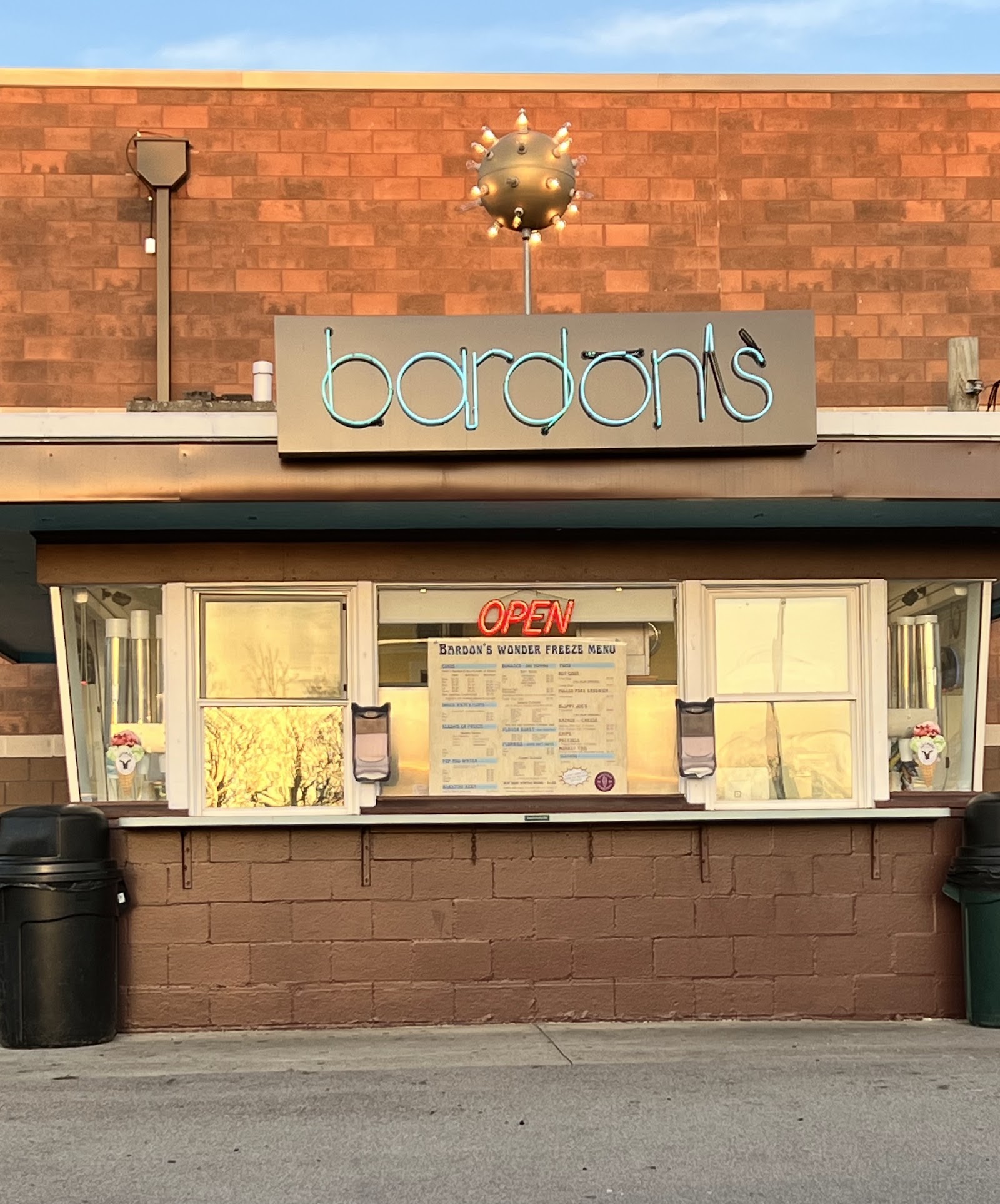 Bardon's Wonder Freeze & Fire Pit BBQ in Traverse City