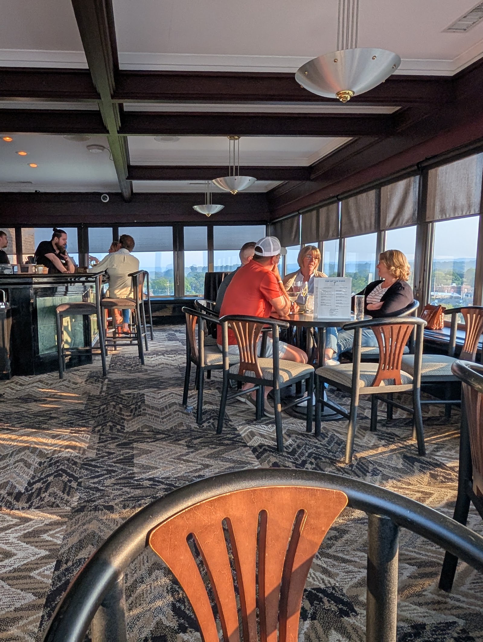 Beacon Lounge — photo