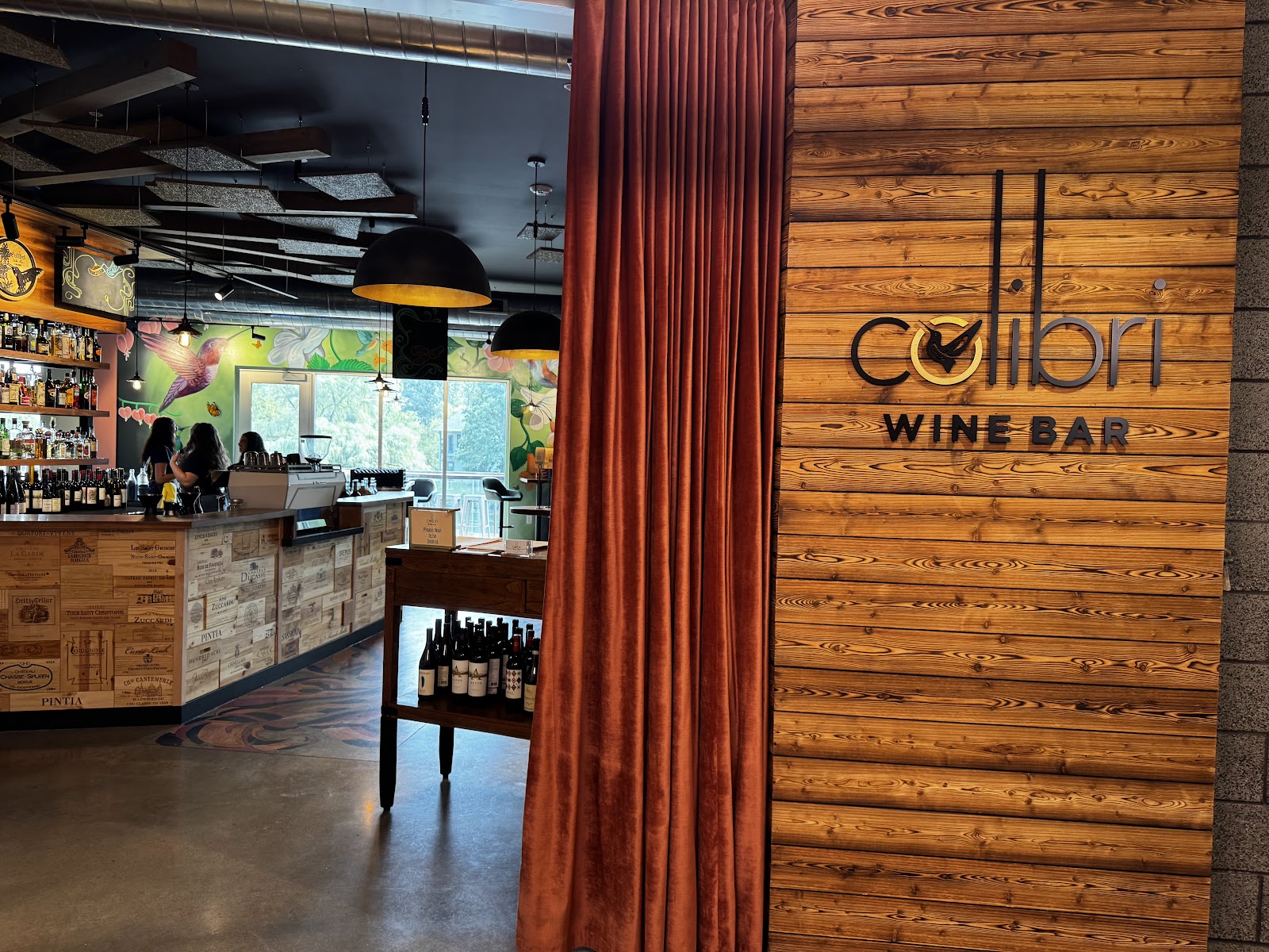 Colibri Wine Bar — photo