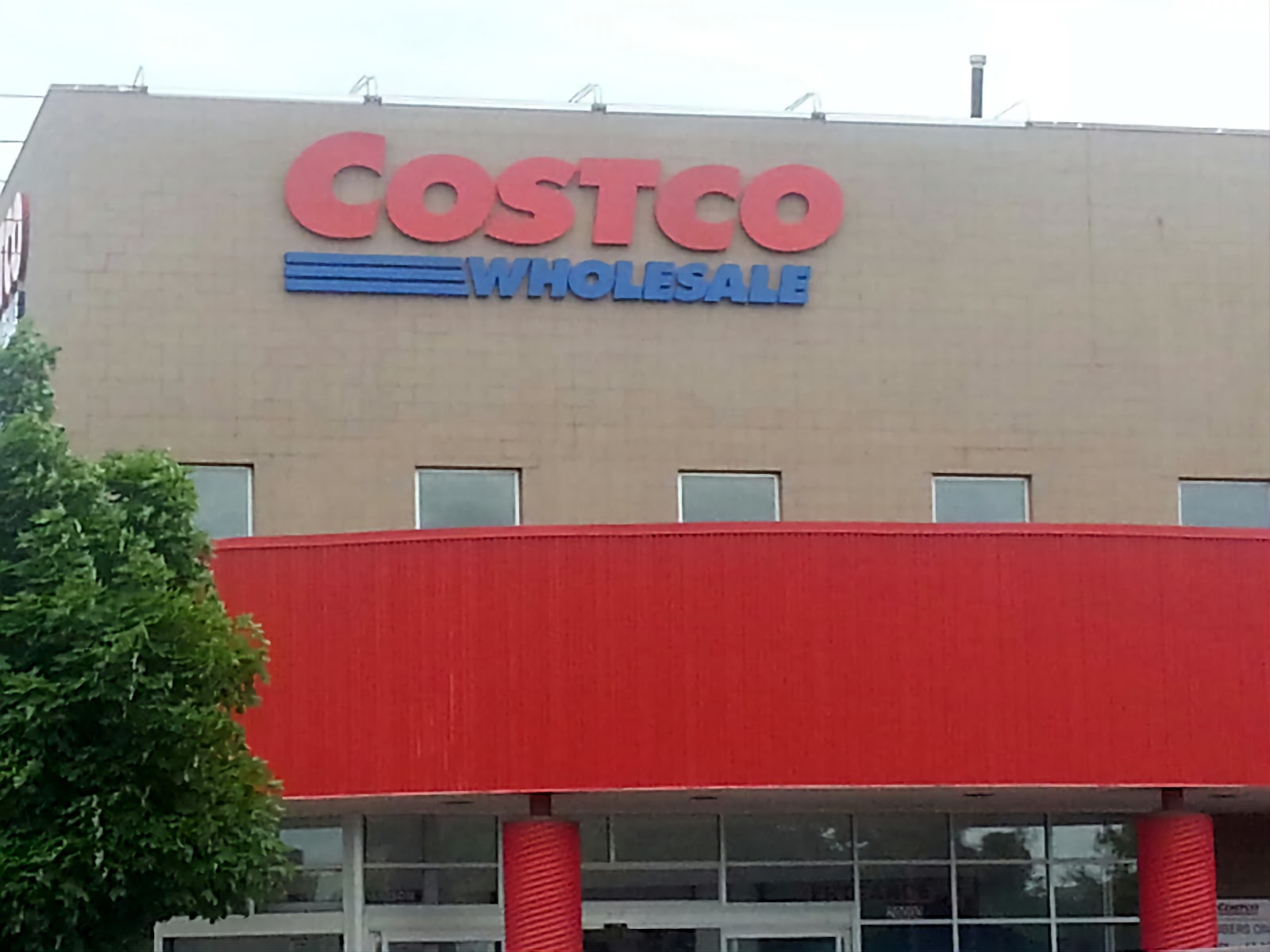 Costco Tire Service Center in Traverse City