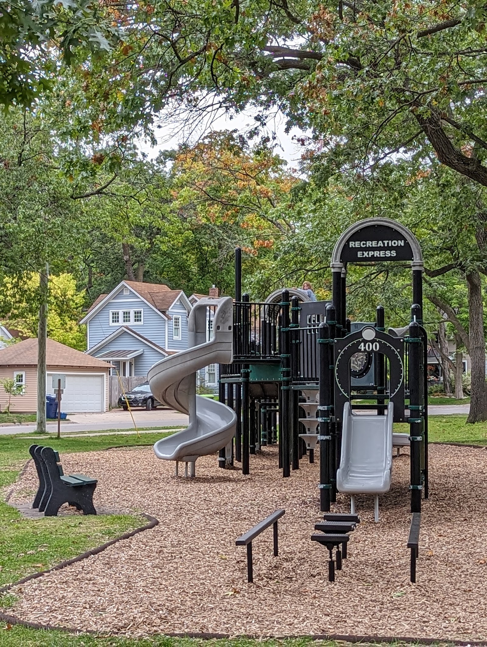 F and M Park