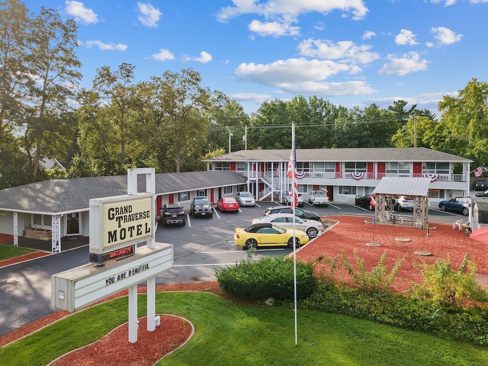 Grand Traverse Motel in Traverse City