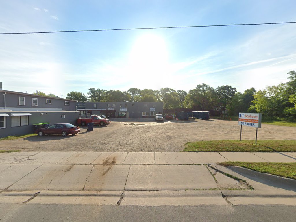 Helping Hand Resale — photo