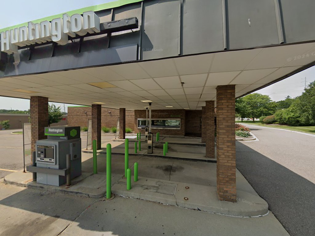 Huntington Bank in Traverse City