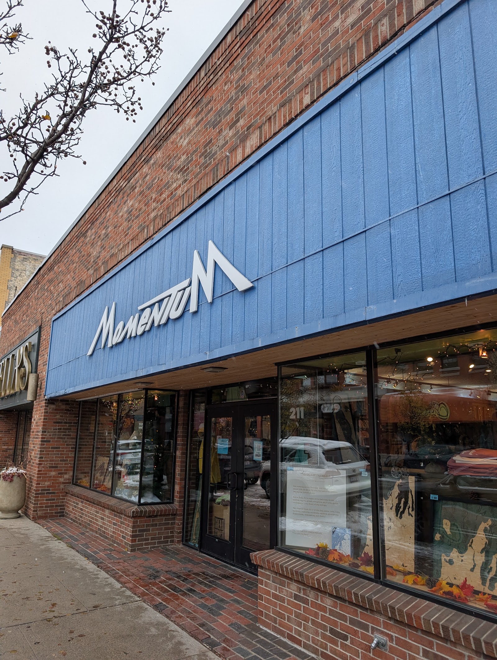 Momentum Outfitters - Traverse City in Traverse City