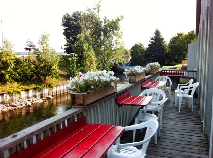 Paesano's Pizza in Traverse City