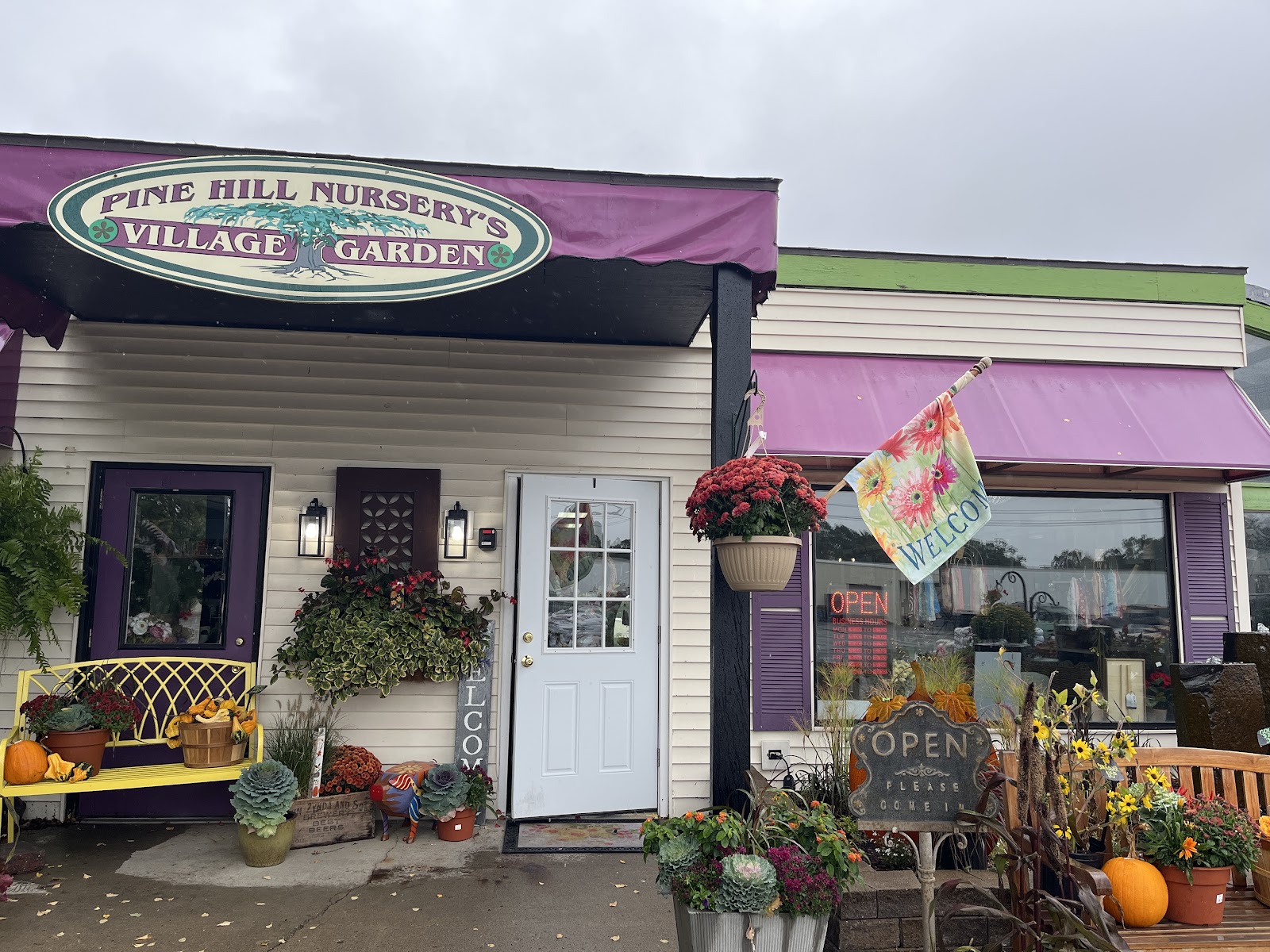 Pine Hill Village Gardens — photo