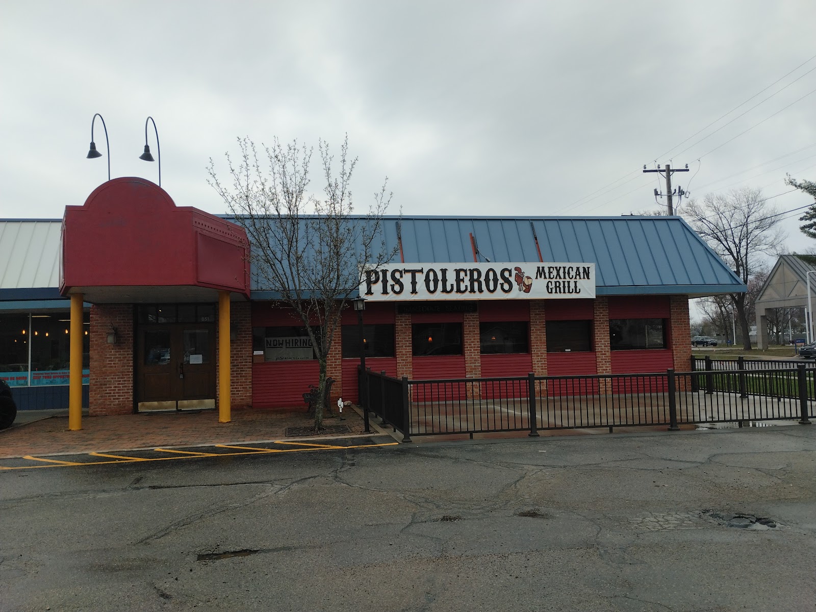 Pistoleros Mexican Grill — photo