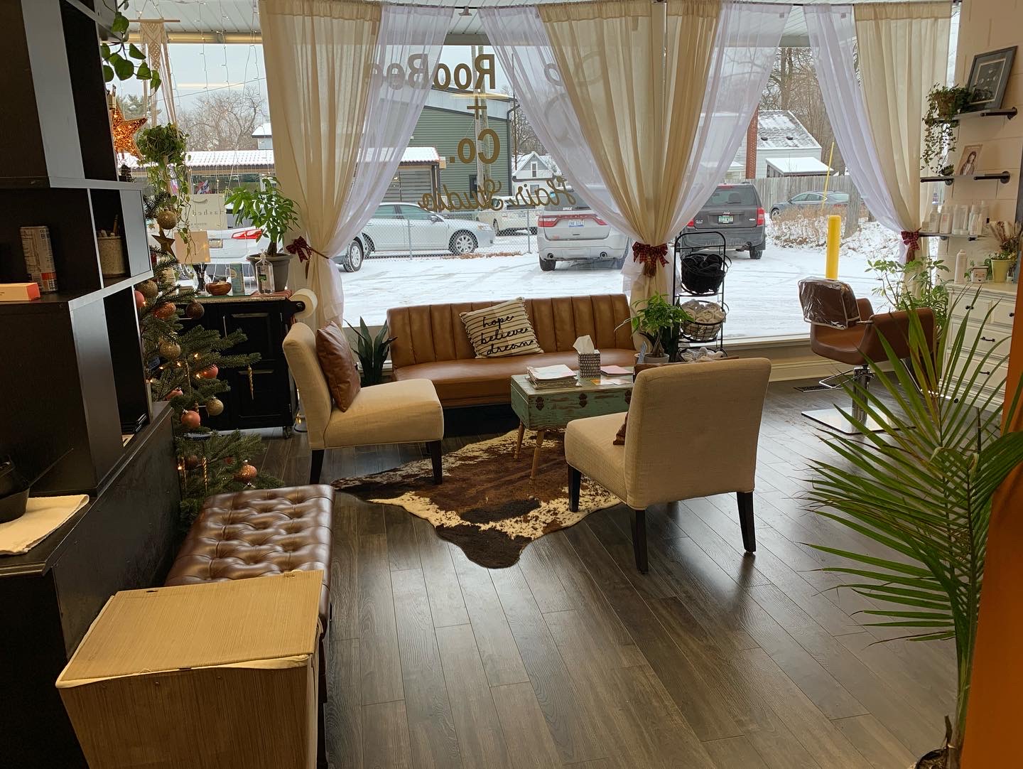 RooBee + Co. Hair Studio — photo