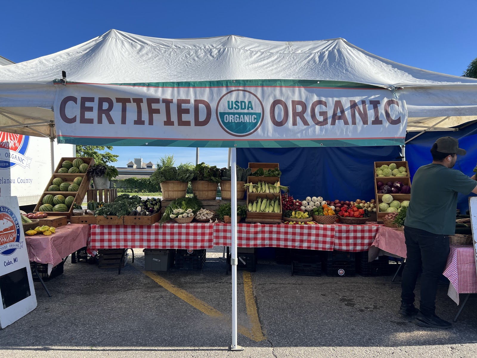Sara Hardy Downtown Farmers Market — photo