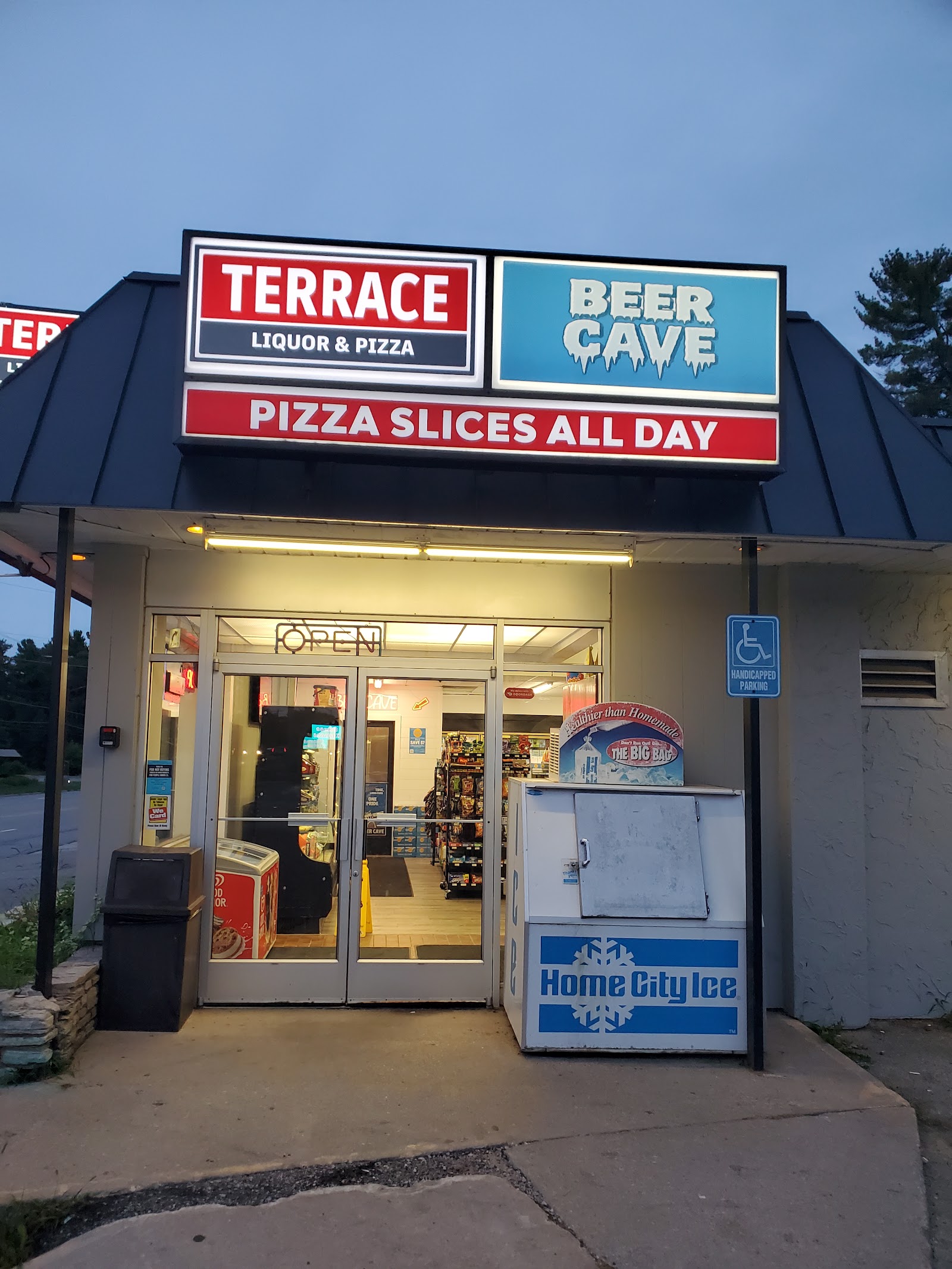 Terrace Shopper — photo
