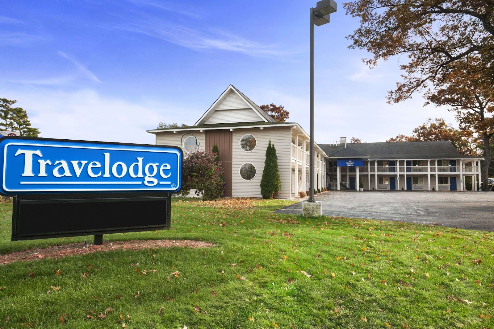 Travelodge by Wyndham Traverse City MI in Traverse City